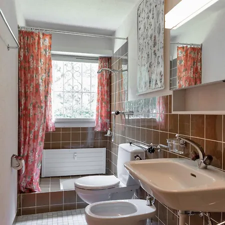 Chesa Muot Marias - *