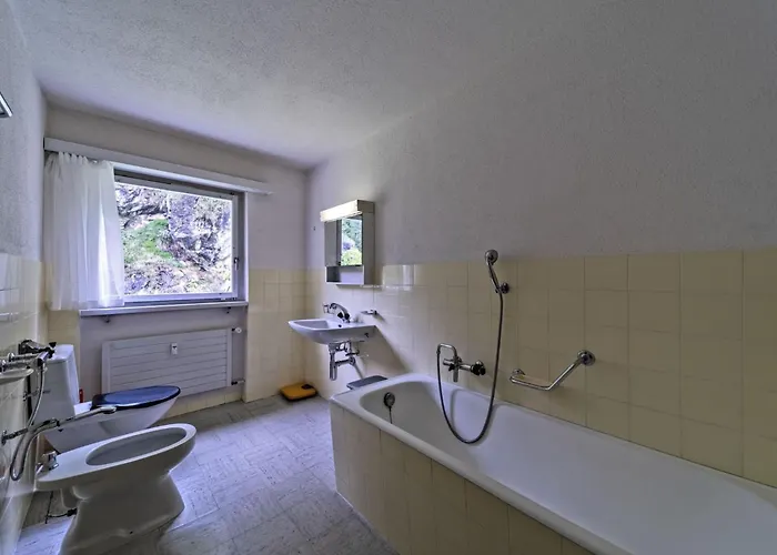 Chesa Muot Marias - *